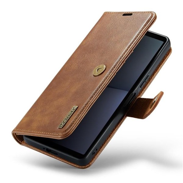 DG.MING Sony Xperia 10 V Plånboksfodral Äkta Läder 2in1 - Brun
