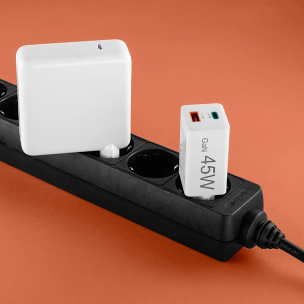 Hama Hurtigoplader 45W 1xUSB-C 1xUSB-A GaN - Hvid Vit