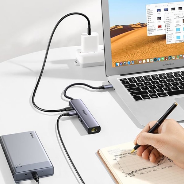 Ugreen Multifunctional HUB 3 x USB to USB-C - harmaa