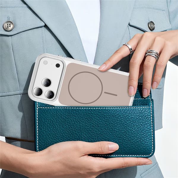 Mobilskal till iPhone 17 Pro Max MagSafe Skin Touch TPU PC - Guld Guld