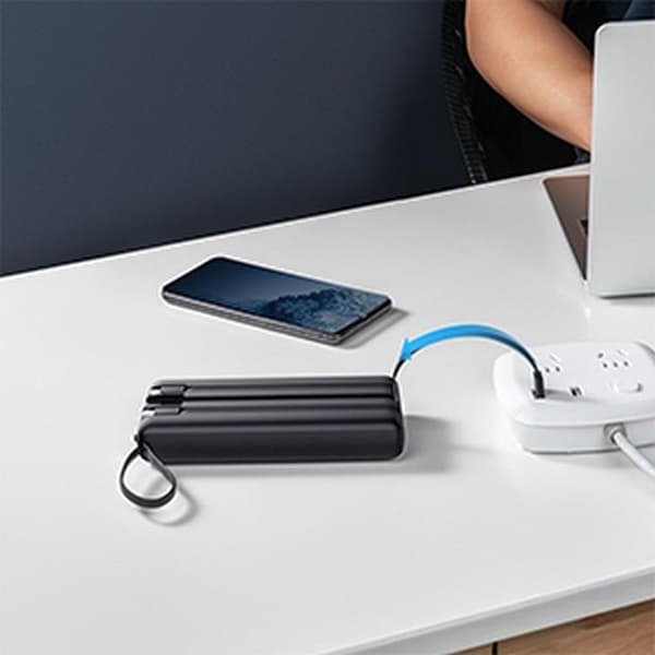 VEGER Powerbank 20000 mAh med Lightning/Typ-C/Micro-USB Kabel C20 Svart