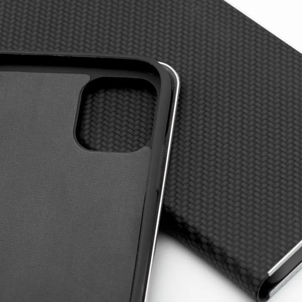 Plånboksfodral till iPhone 18 Pro Max/17 Pro Max Luna Carbon - Svart Svart