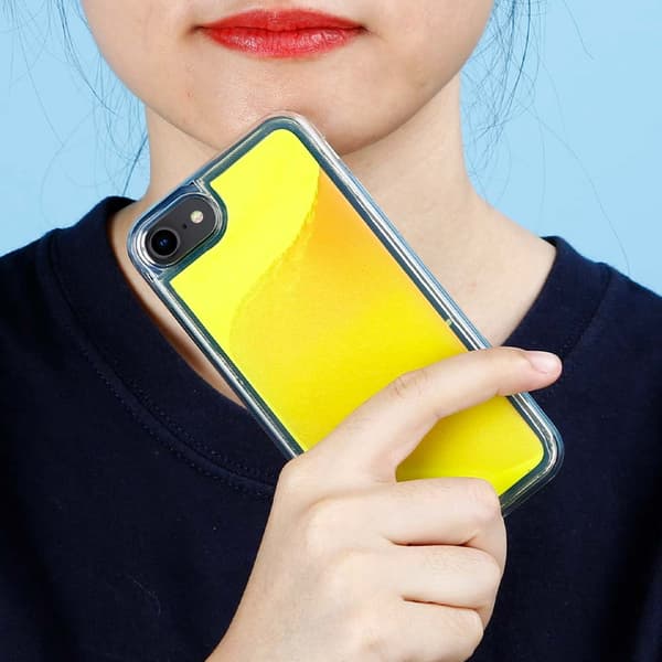 Liquid Neon Sand cover til iPhone 6/7/8/SE 2020 - Orange Orange