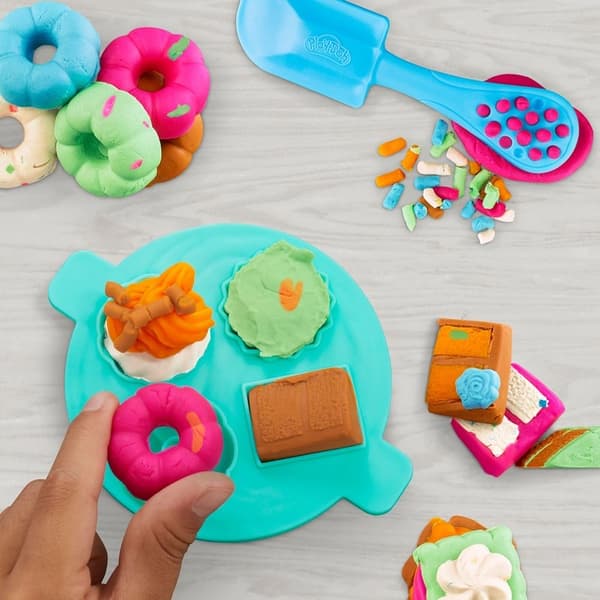 PLAY-DOH Kitchen Creations Magical Mixer Playset