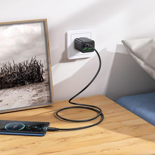 Hoco Snabbladdare PD 20W 2xUSB-A 2xUSB-C QC3.0 3A N55 - Svart