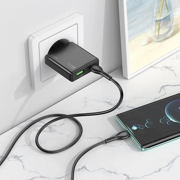 Hoco Snabbladdare PD 20W USB-A USB-C QC3.0 3A N38 - Svart