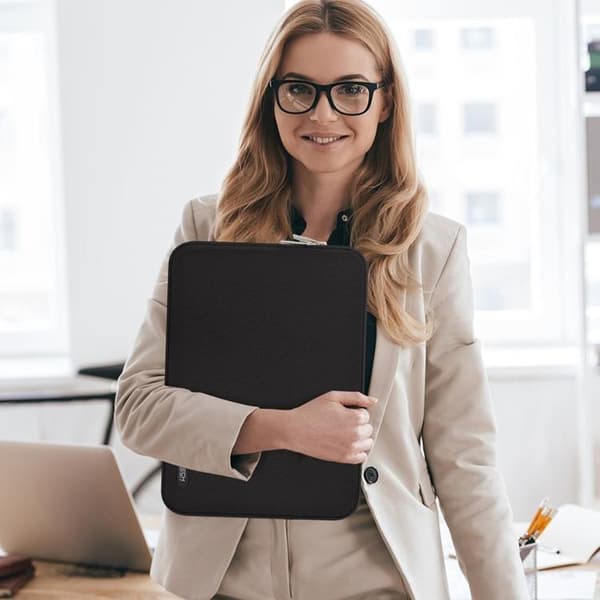 Tech-Protect Laptop Taske til (13-14") - Sort Svart