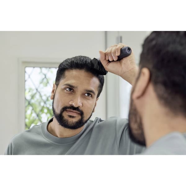 Panasonic Multishape Acc Pro Trimmer ER-CHC1 Svart