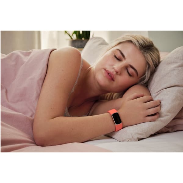 FITBIT Charge 6 Champagne Gold Aluminum Case