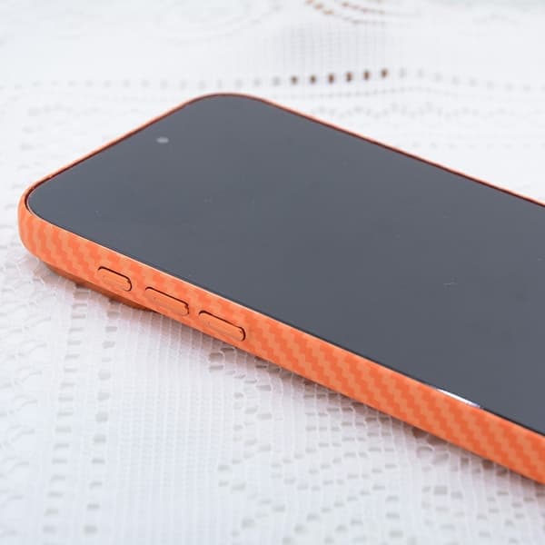 Mobilskal till iPhone 17 Pro Max Magsafe Carbon Fiber Orange