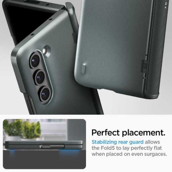 Spigen Galaxy Z Fold 5 Mobilcover Slim Armor Pro - Grøn