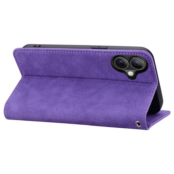 iPhone 17 Konstläder Plånboksfodral med Rem Lines Pattern - Lila Lila