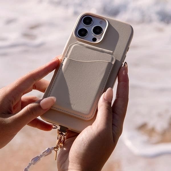 UNIQ Mobilskal till iPhone 16 Pro Max MagSafe Coehl Muse - Beige Beige