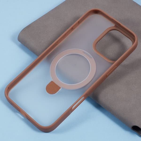 X-LEVEL PITHY STONE II Mobilskal till iPhone 16 Pro Max Guld