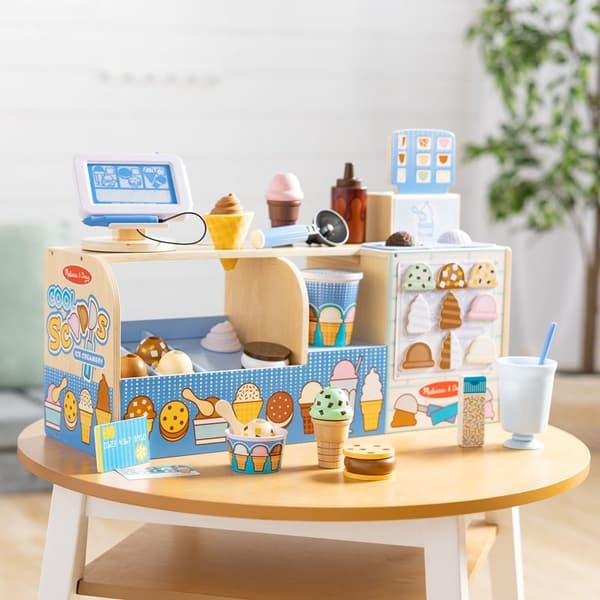 MND Cool Scoops Ice Creamery Wooden Counter