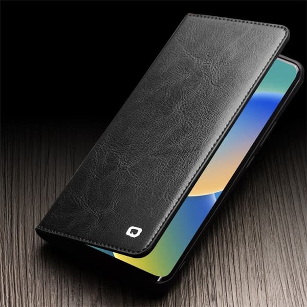 QIALINO iPhone 14 Plus Plånboksfodral Äkta Läder Drop Proof Svart