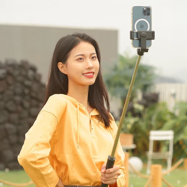 Selfiestick Teleskopstativ 1m med Telefonhållare - Svart