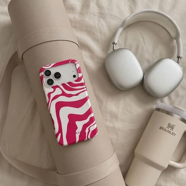 Tech-Protect Mobilskal För iPhone 18 Pro Magsafe Lamano - Flamingo Bloom