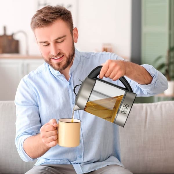 BLACK+DECK Vattenkokare  i Glas med Té-filter 1,7L