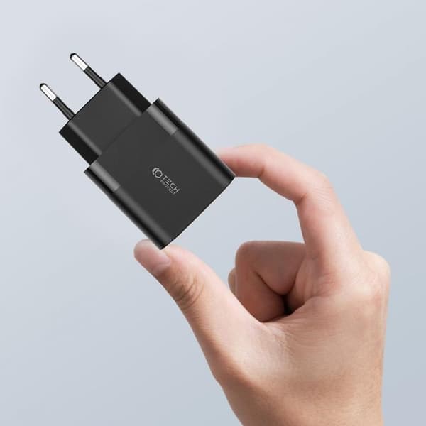 Tech-Protect C30W 2-Port Netværk Oplader PD30W/QC3.0 - Sort Svart