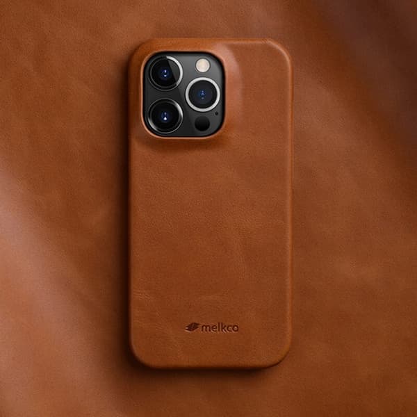 MELKCO Mobilskal till iPhone 15 Pro Max Vaxad Äkta Läder + PC - Brun