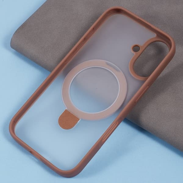 X-LEVEL PITHY STONE II Mobilskal till iPhone 16 Magnetiskt Guld