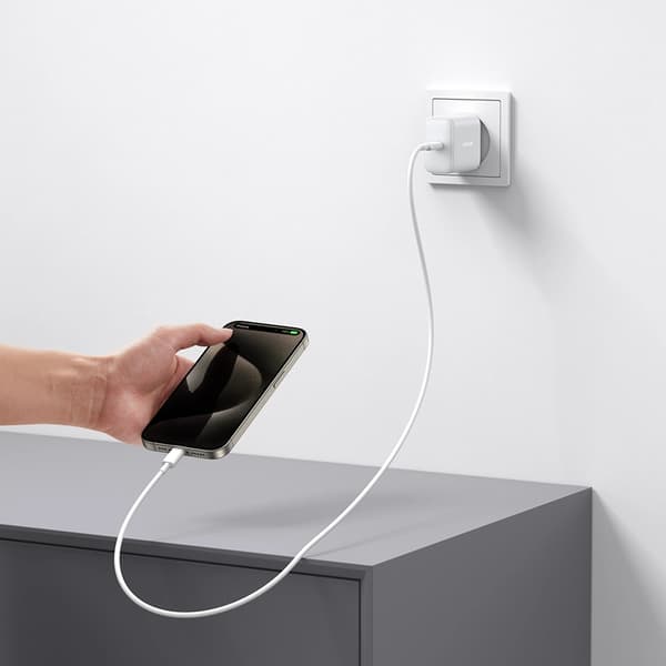 Joyroom JR-TCF24 Snabbladdare 30W PD QC SFC med Typ-C Kabel 1m Vit