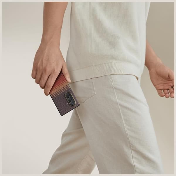 PITAKA Mobilskal till Galaxy Z Fold 7 MagSafe Ultra-Slim - Sunset Brun
