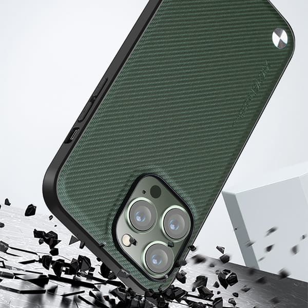 X-LEVEL Kevlar II Mobilskal för iPhone 15 Pro Grön Carbon Fiber