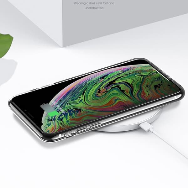 X-LEVEL Anti-slip TPU Mobilskal för iPhone X/XS - Transparent