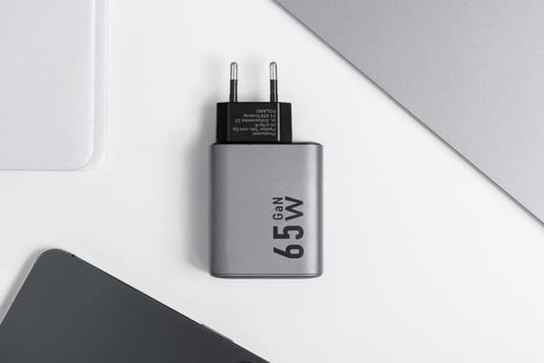 Forcell F-Energy GaN Väggladdare 65W 2xUSB-C 1xUSB-A VT-42B - Grå Grå
