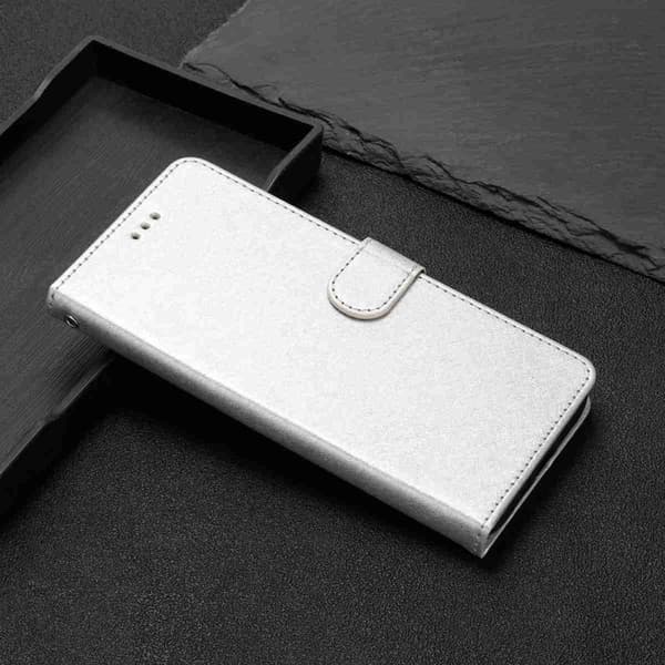 Oppo Find X9 Pro 5G Plånboksfodral Konstläder Magnetlås - Silver