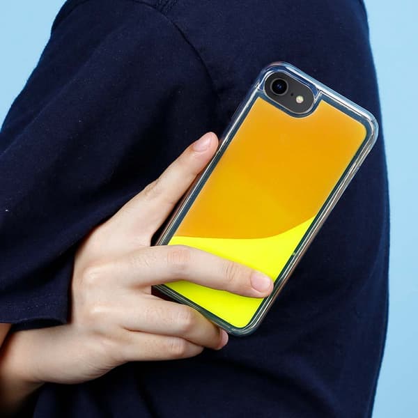 Liquid Neon Sand skal till iPhone 6/7/8/SE 2020 - Orange Orange