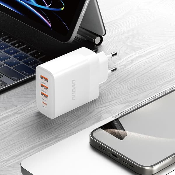 Dudao Vægopladeradaptere 3x USB-A/1x USB-C 20W - Hvid Black