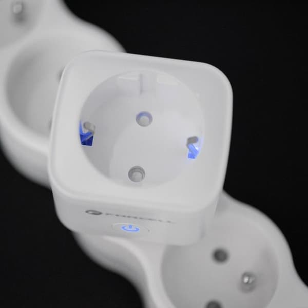 Forcell Smart Plug 230V med WiFi Stöd för Tuya/Amazon Alexa Vit