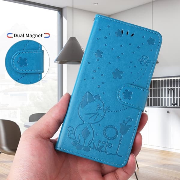 Samsung Galaxy S26 / S26 Pro Plånboksfodral Konstläder Cat Bee Mönster - Blå
