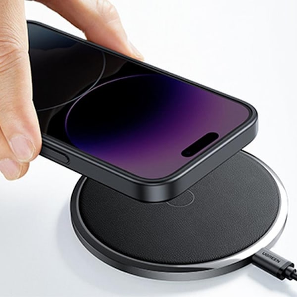 Ugreen iPhone 14 Pro Skal Kickstand - Svart