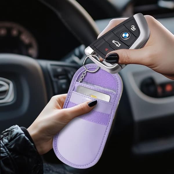 Tech-Protect RFID-blockerande nyckelfodral för keyless bilnyckel  Lavender Lila