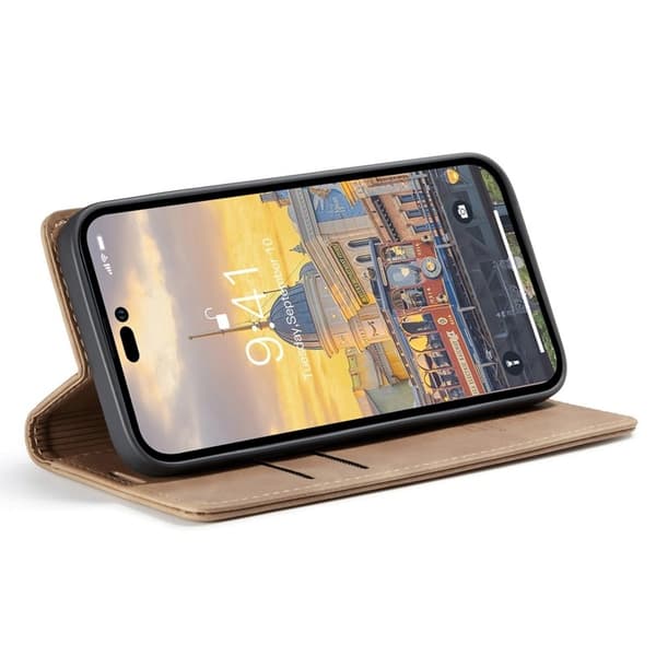 CASEME 013 Flip Plånboksfodral iPhone 14 Pro Max 6.7 tum Brun