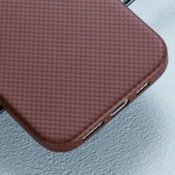 X-LEVEL Mobilskal till iPhone 16 MagSafe Carbon Nanofiber Röd