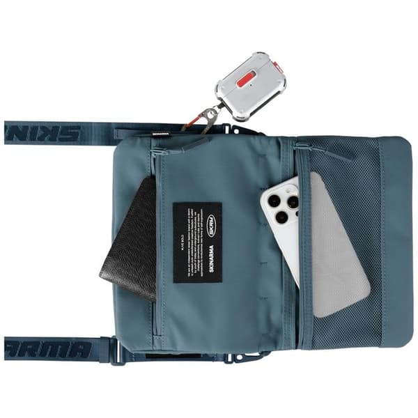 Skinarma Arrangörväska Crossbody Juno - Blå