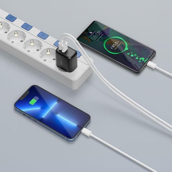 Tech-Protect C20W 2-Portin verkkolaite PD20W/QC3.0 - Musta Svart