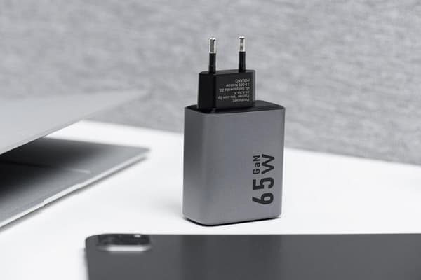 Forcell F-Energy GaN Väggladdare 65W 2xUSB-C 1xUSB-A VT-42B - Grå Grå
