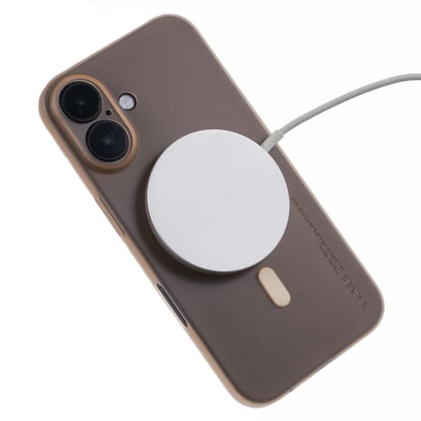 X-LEVEL Mobilskal till iPhone 16 MagSafe Hård PP Matt 0.18mm Guld