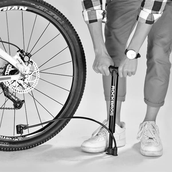 Rockbros Fodcykelpumpe - Sort Svart