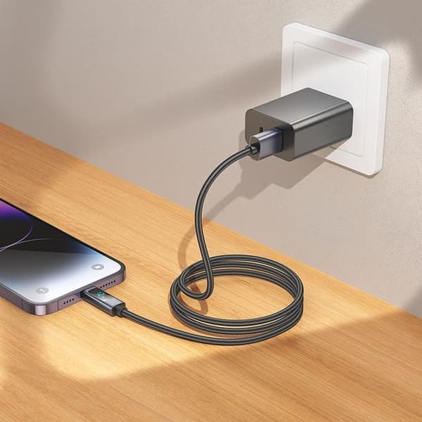 HOCO USB-A til Lightning Kabel 2.4A 1m X112 - Sort Svart