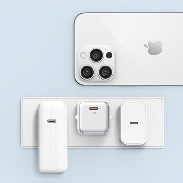 USAMS Väggladdare 1xUSB-C PD30W 3A PD3.0 X-ron Series CC186 – Lila