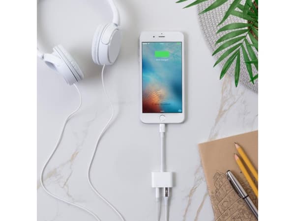 SiGN Lightning till 3.5mm Adapter 12W 10cm - Vit Vit