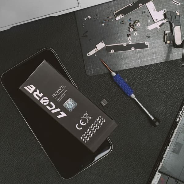 iPhone 13 Pro Max Batteri 4352 mAh Licore