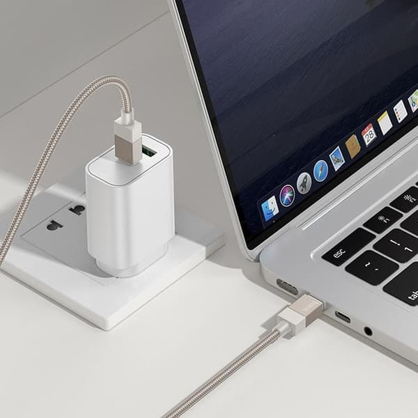 Hoco USB-C - USB-C 60W 3A Kabel 1m X110 - Svart Svart